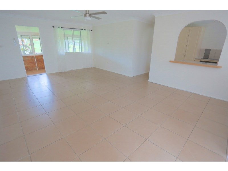 33 Pacific Street, Emu Park QLD 4710