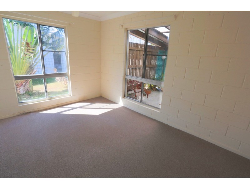 14 John Street, Emu Park QLD 4710