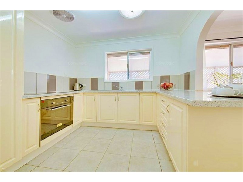 33 Pacific Street, Emu Park QLD 4710