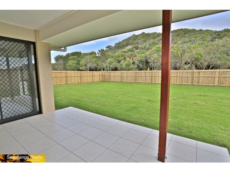 24 Beachside Circuit, Mulambin QLD 4703