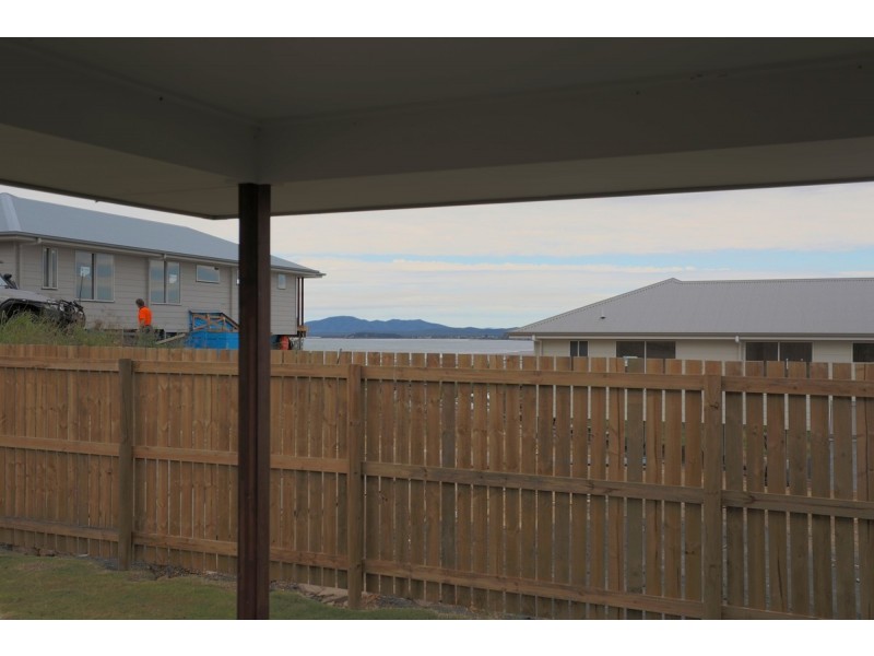 6 Ocean View Drive, Zilzie QLD 4710