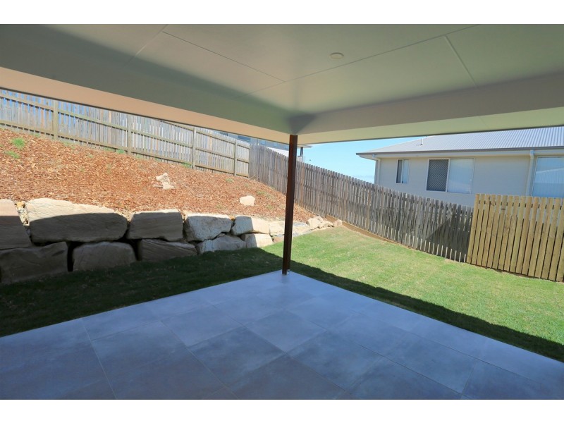 4 Ocean View Drive, Zilzie QLD 4710