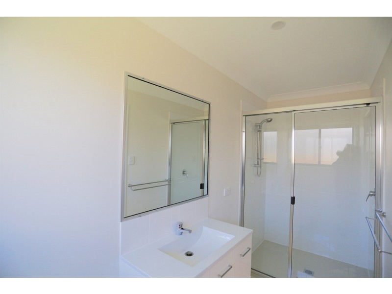 4 Ocean View Drive, Zilzie QLD 4710