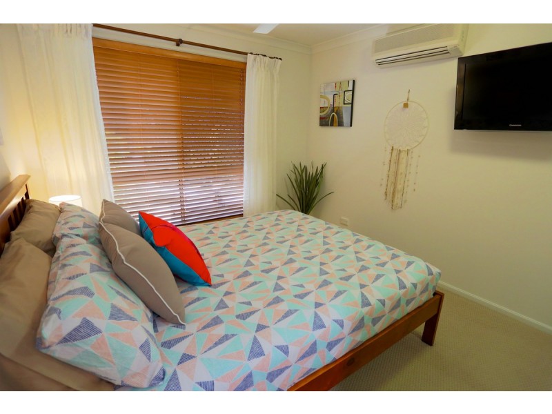 1 Nerita Avenue, Zilzie QLD 4710