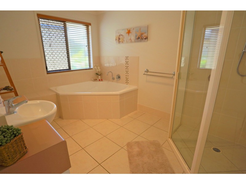 1 Nerita Avenue, Zilzie QLD 4710