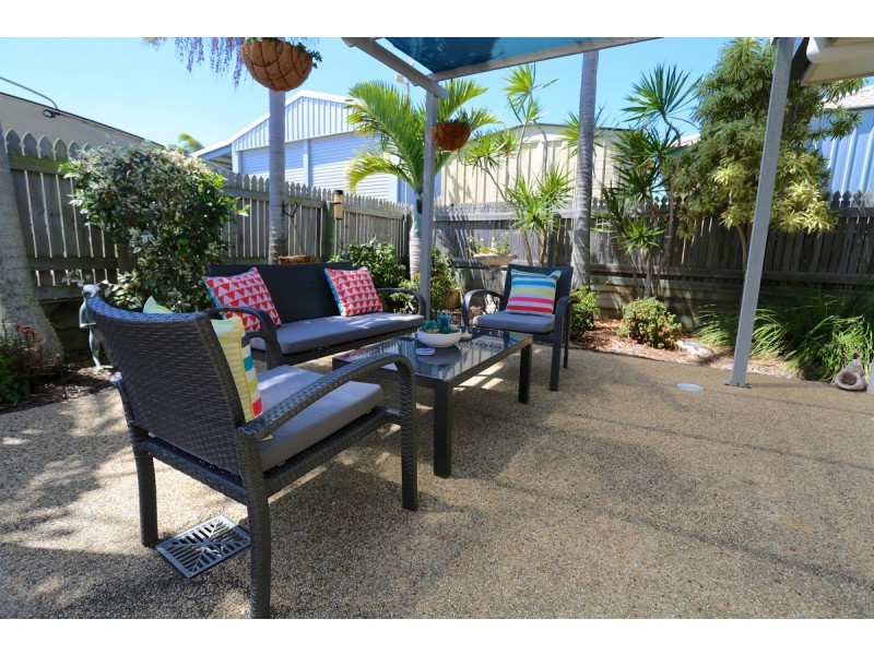 1 Nerita Avenue, Zilzie QLD 4710