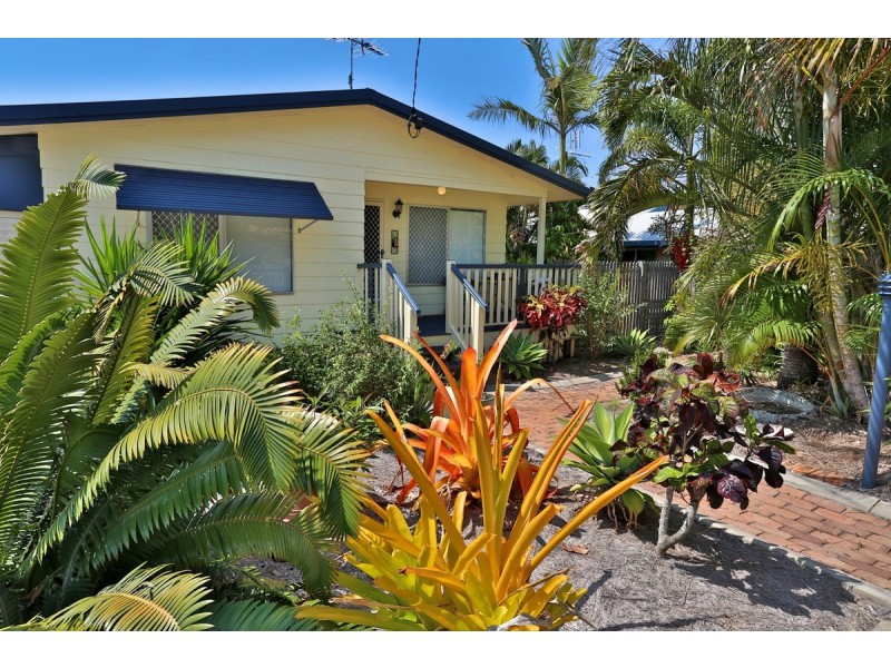 14 Philip Street, Emu Park QLD 4710