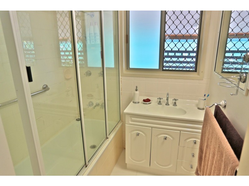 14 Philip Street, Emu Park QLD 4710