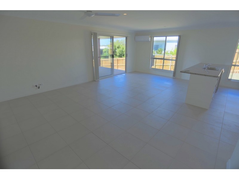 7 Hideaway Road, Zilzie QLD 4710