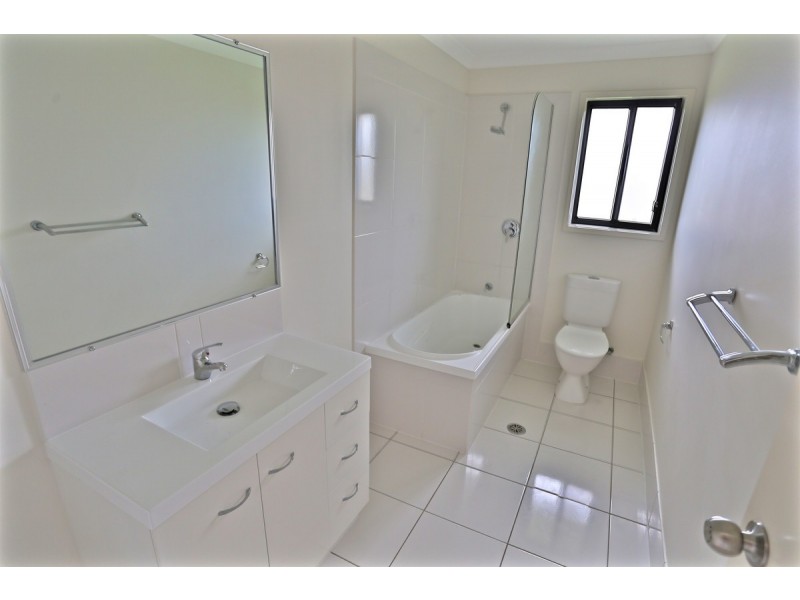 50 Falcon Crest, Zilzie QLD 4710