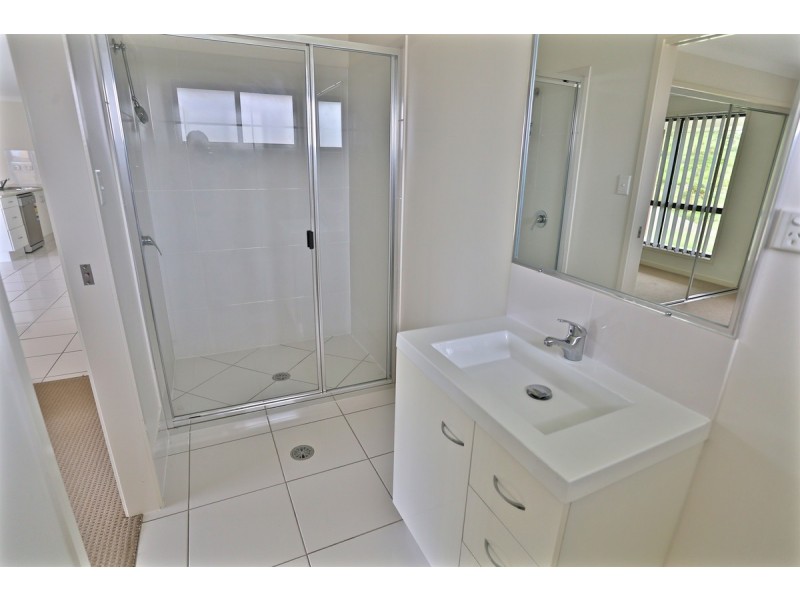 50 Falcon Crest, Zilzie QLD 4710