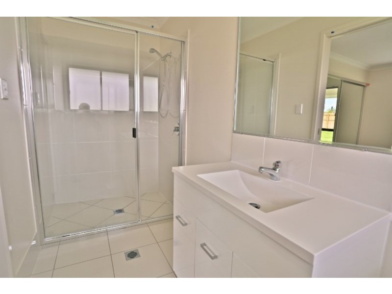 16 Waterpark Drive, Mulambin QLD 4703