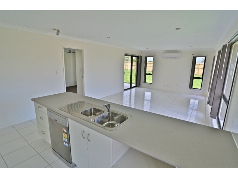 16 Waterpark Drive, Mulambin QLD 4703