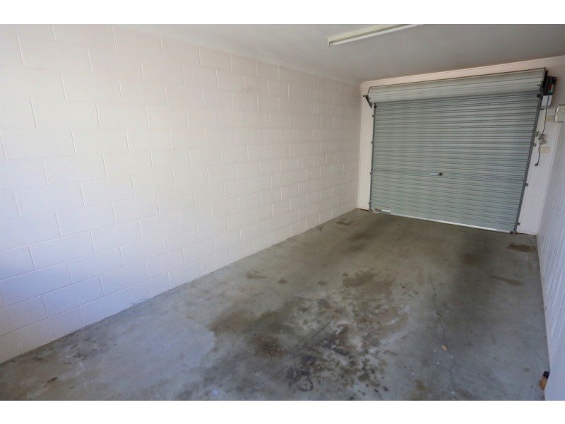 2/9 Warnock Street, Zilzie QLD 4710