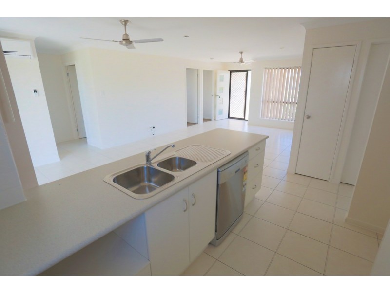 6 Falcon Crest, Zilzie QLD 4710