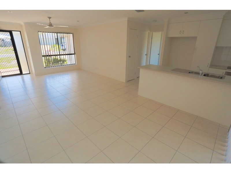 6 Falcon Crest, Zilzie QLD 4710