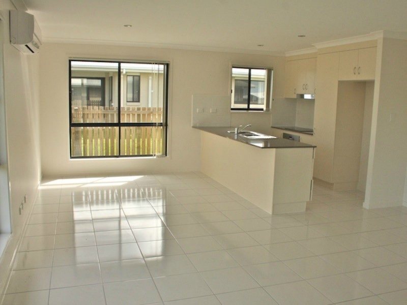 62 Falcon Crest, Zilzie QLD 4710