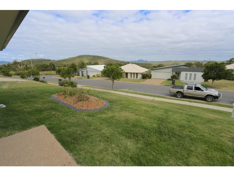 75 Cocoanut Point Drive, Zilzie QLD 4710