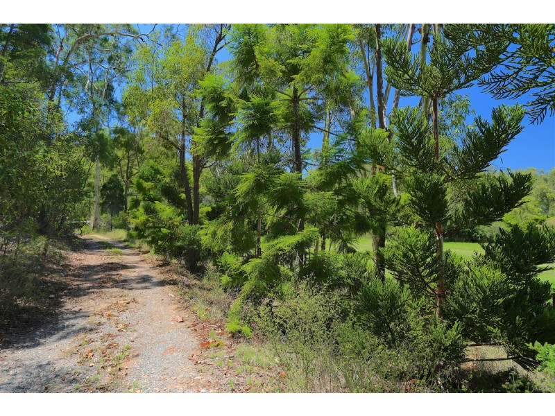 44 Clinton Road, Cawarral QLD 4702
