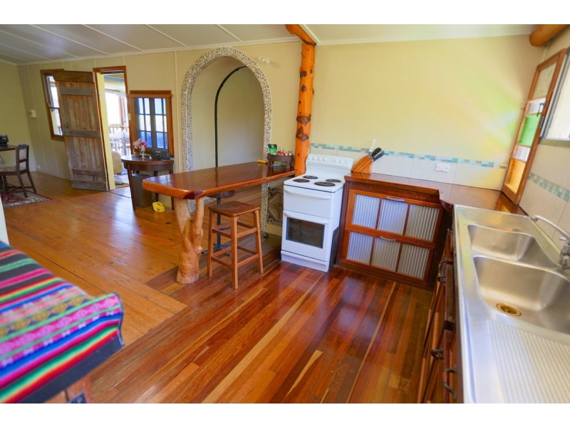 328 Sleipner Road, Mount Chalmers QLD 4702