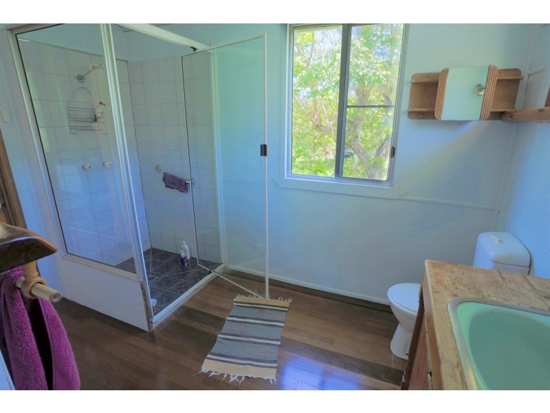 328 Sleipner Road, Mount Chalmers QLD 4702