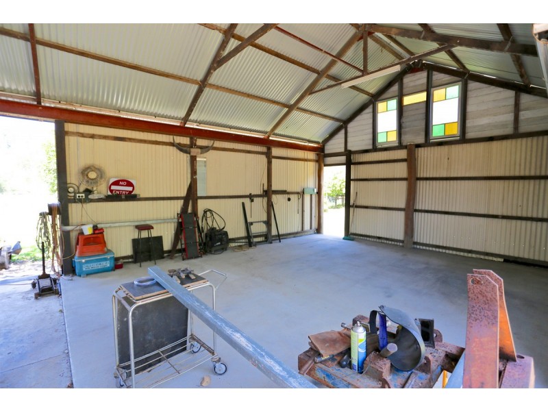 328 Sleipner Road, Mount Chalmers QLD 4702