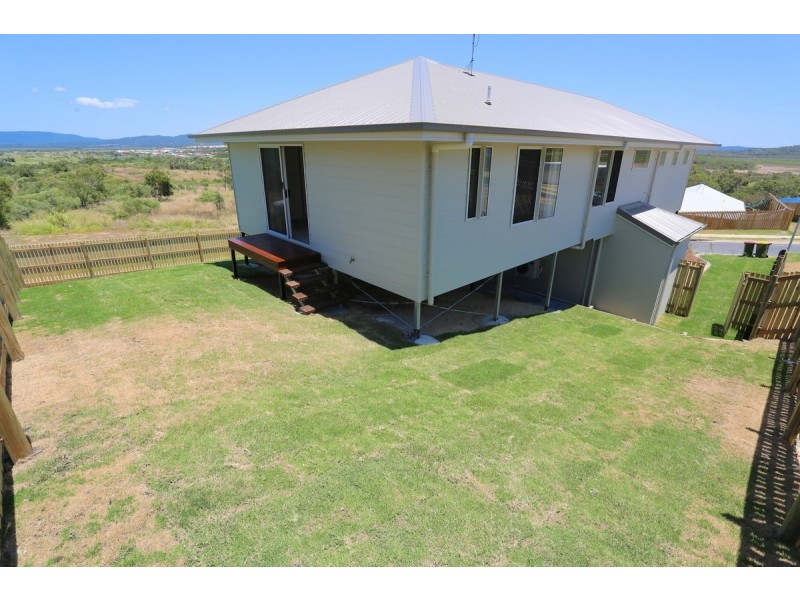 2 Ocean View Drive, Zilzie QLD 4710