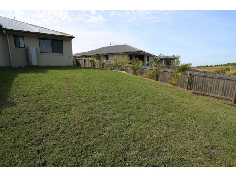 42B Falcon Crest, Zilzie QLD 4710