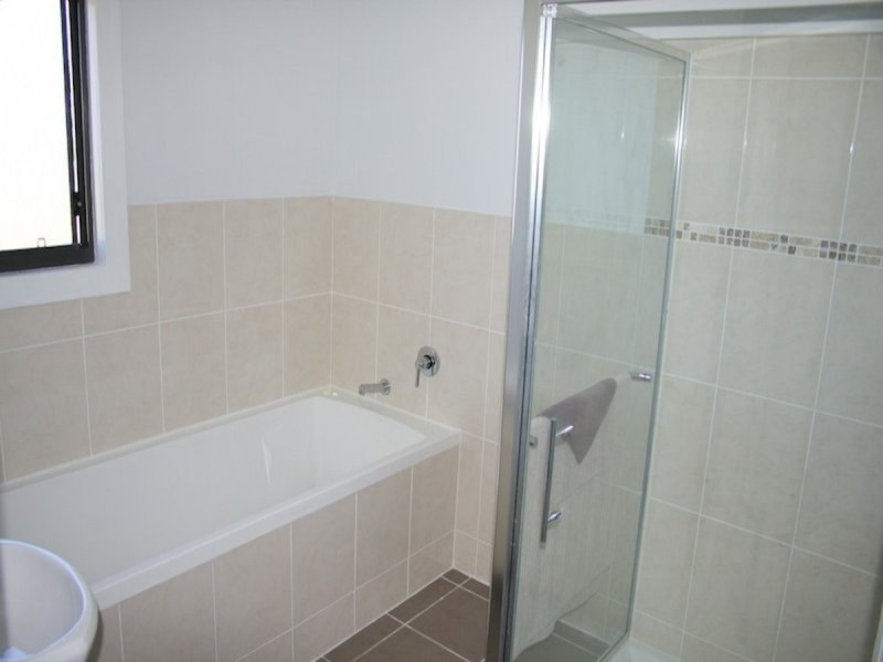 92 Larnach Street, Emu Park QLD 4710