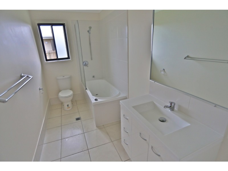 3 Amalfi Drive, Zilzie QLD 4710