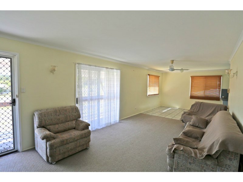 18 Pelican Street, Emu Park QLD 4710