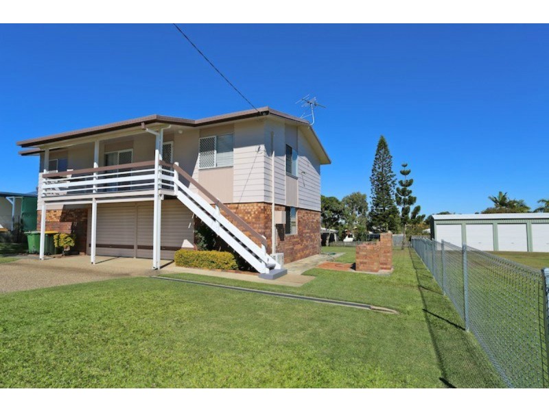 18 Pelican Street, Emu Park QLD 4710
