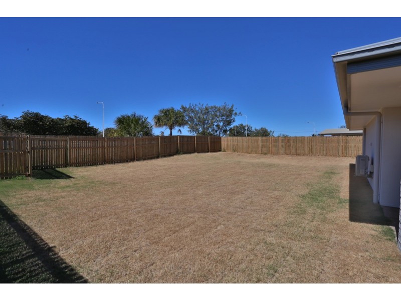9 Waterpark Drive, Mulambin QLD 4703