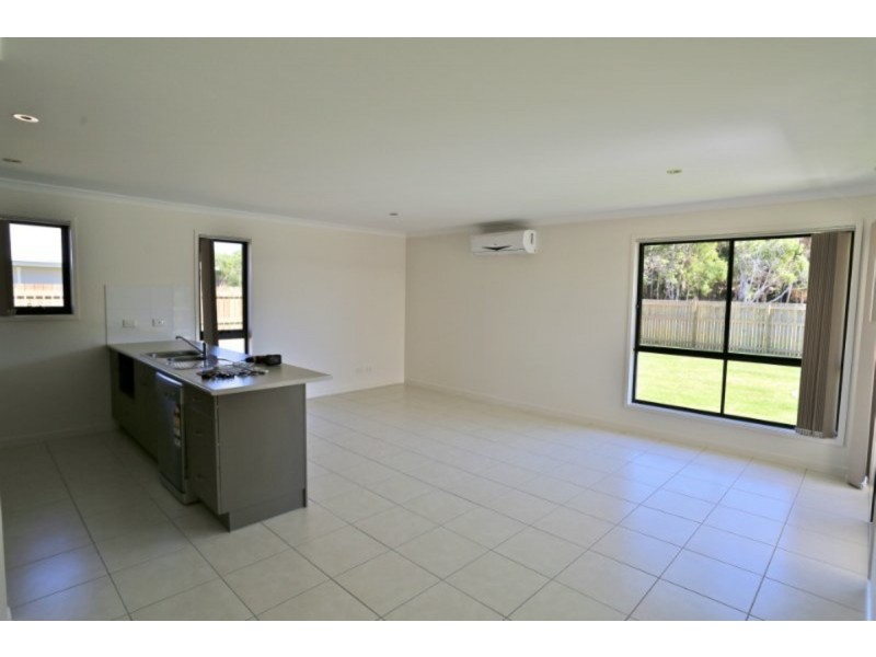 26 Beachside Circuit, Mulambin QLD 4703