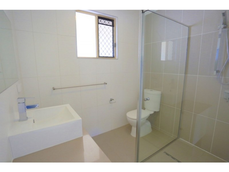 63 Reef Street, Zilzie QLD 4710