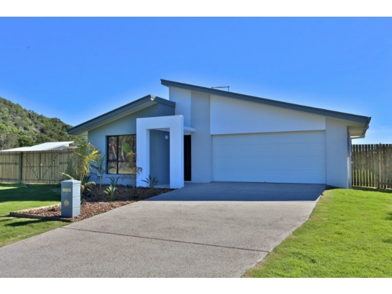 9 Beachside Circuit, Mulambin QLD 4703