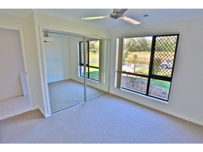 9 Beachside Circuit, Mulambin QLD 4703