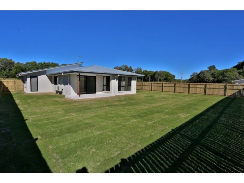 9 Beachside Circuit, Mulambin QLD 4703