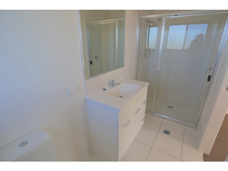 52 Valley Park Road, Zilzie QLD 4710