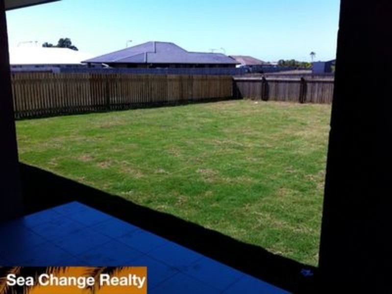 7 Eagle Heights, Emu Park QLD 4710