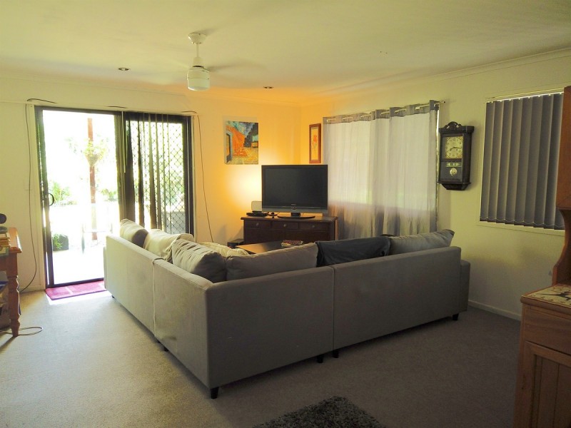 4 Felix Street, Cawarral QLD 4702