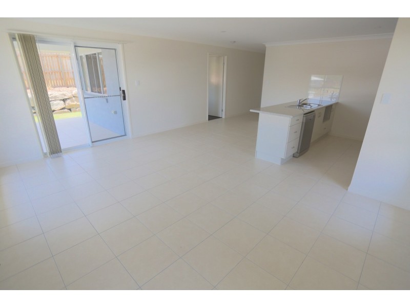15 Ocean View Drive, Zilzie QLD 4710