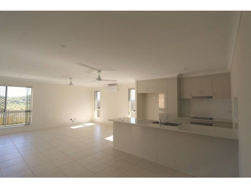 4 Barclay Avenue, Zilzie QLD 4710