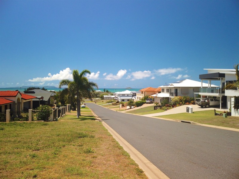23 Paradise Way, Emu Park QLD 4710