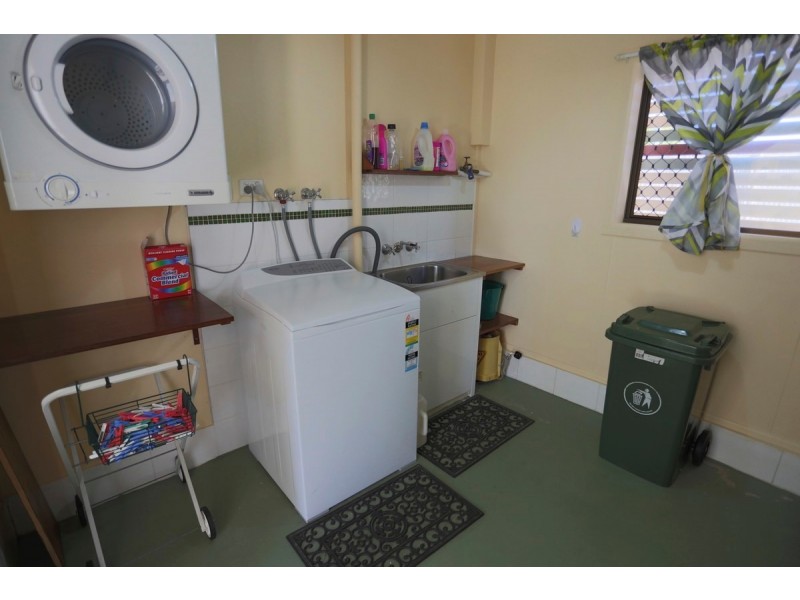 20 Arthur Street, Emu Park QLD 4710