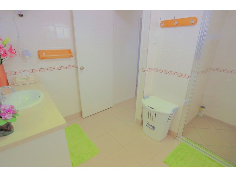 20 Arthur Street, Emu Park QLD 4710