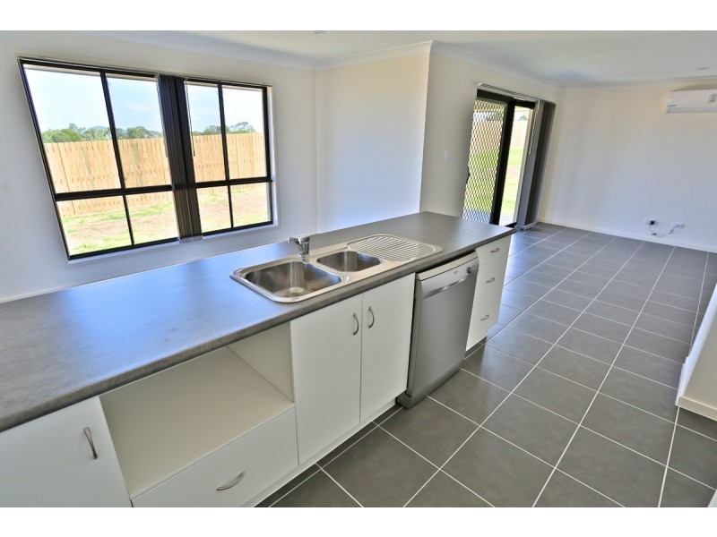 37 Timbers Beach Road, Zilzie QLD 4710