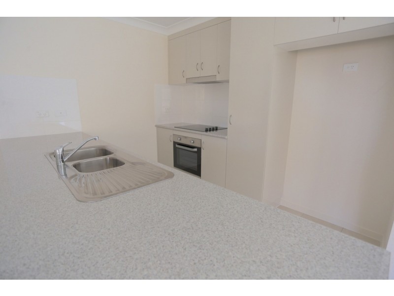 73 Cocoanut Point Drive, Zilzie QLD 4710