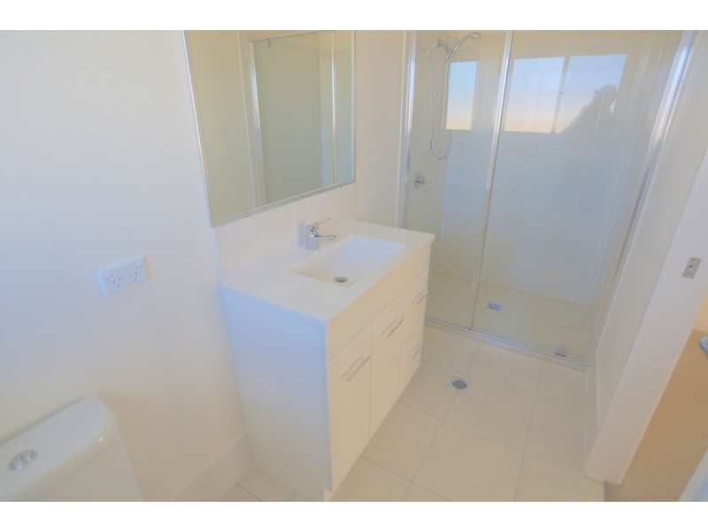 73 Cocoanut Point Drive, Zilzie QLD 4710