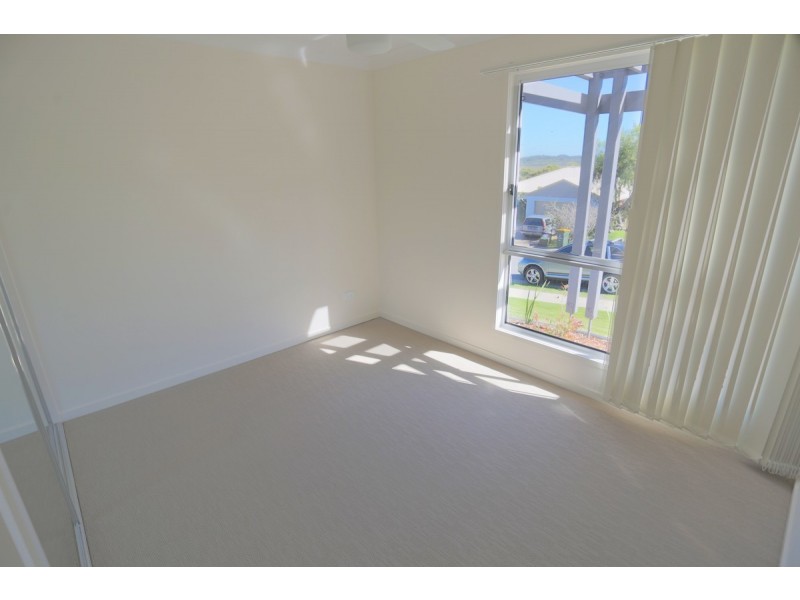 73 Cocoanut Point Drive, Zilzie QLD 4710